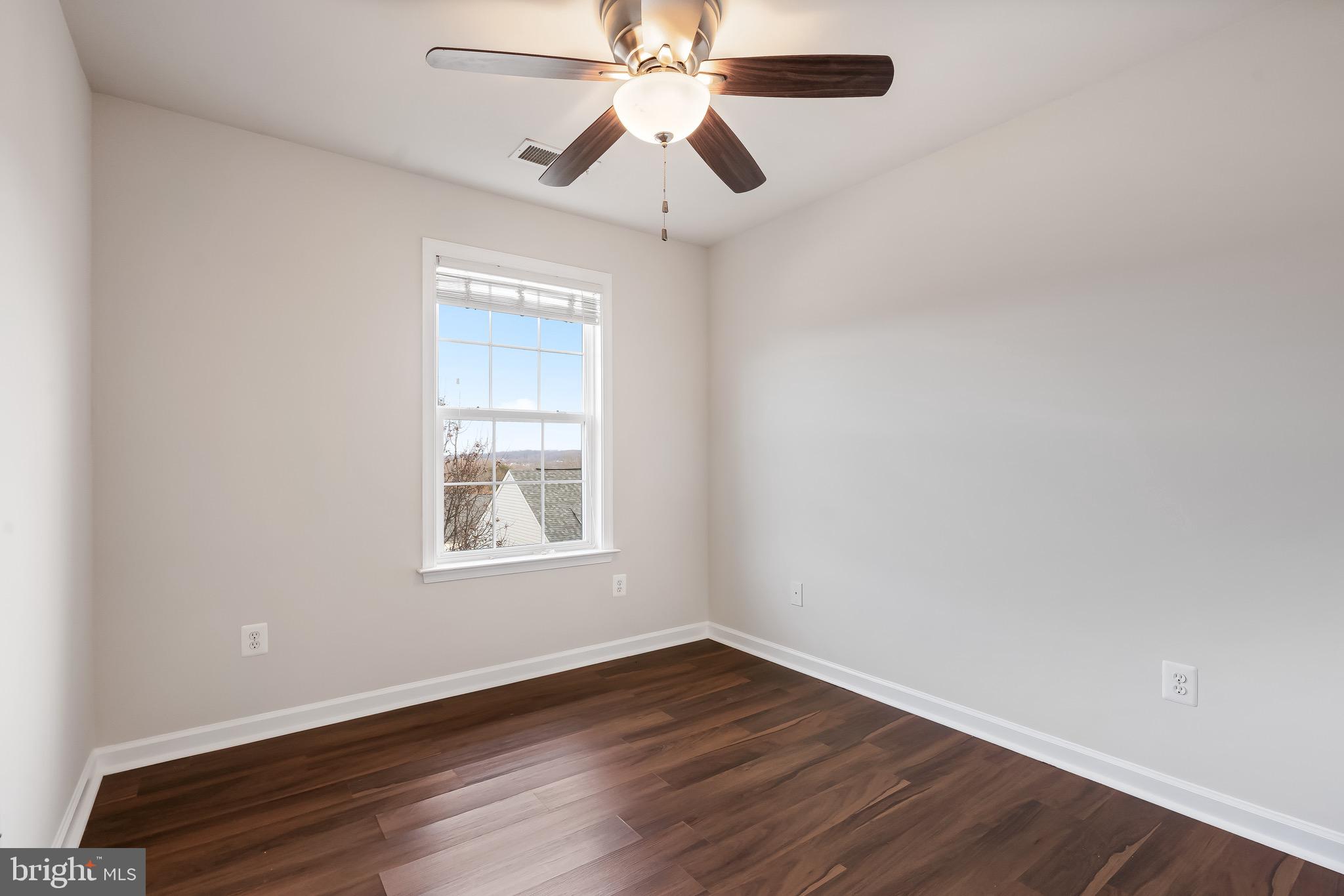 MELODY LANDING - Residential