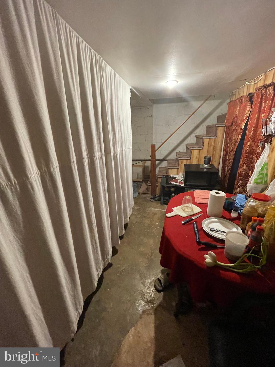 NORRISTOWN - Residential