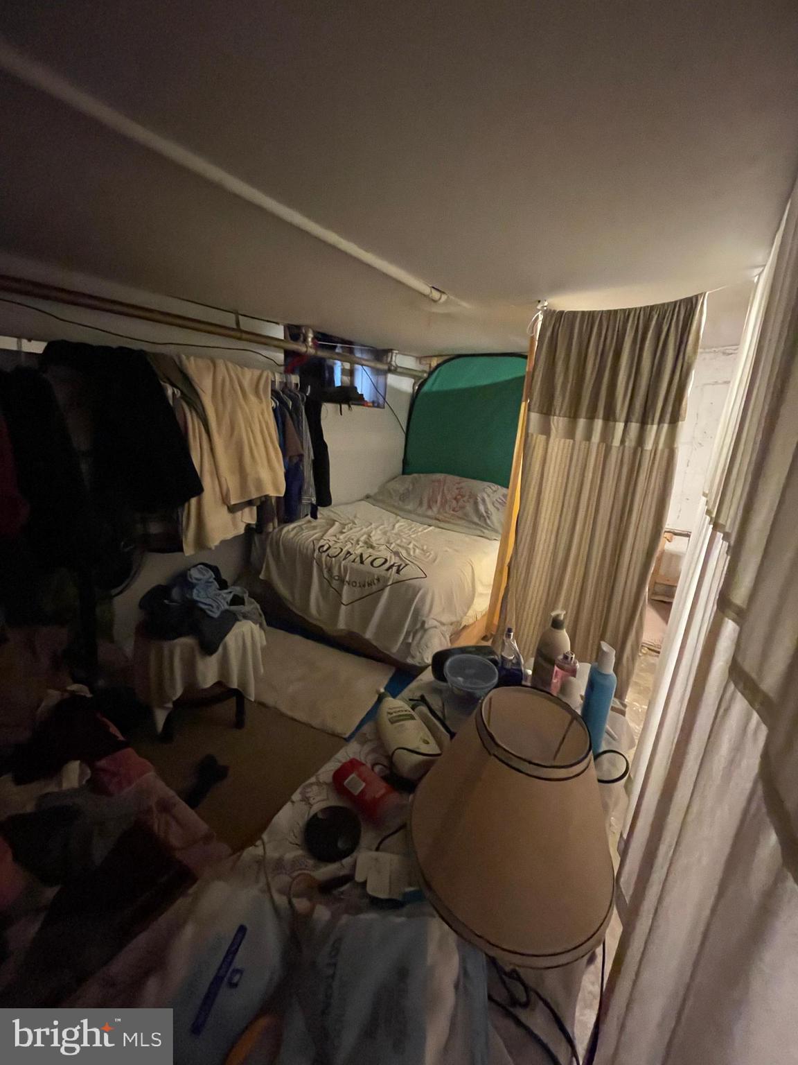 NORRISTOWN - Residential