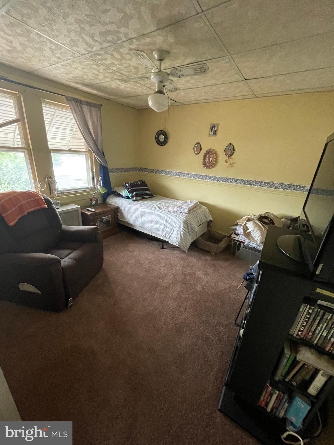 NORRISTOWN - Residential