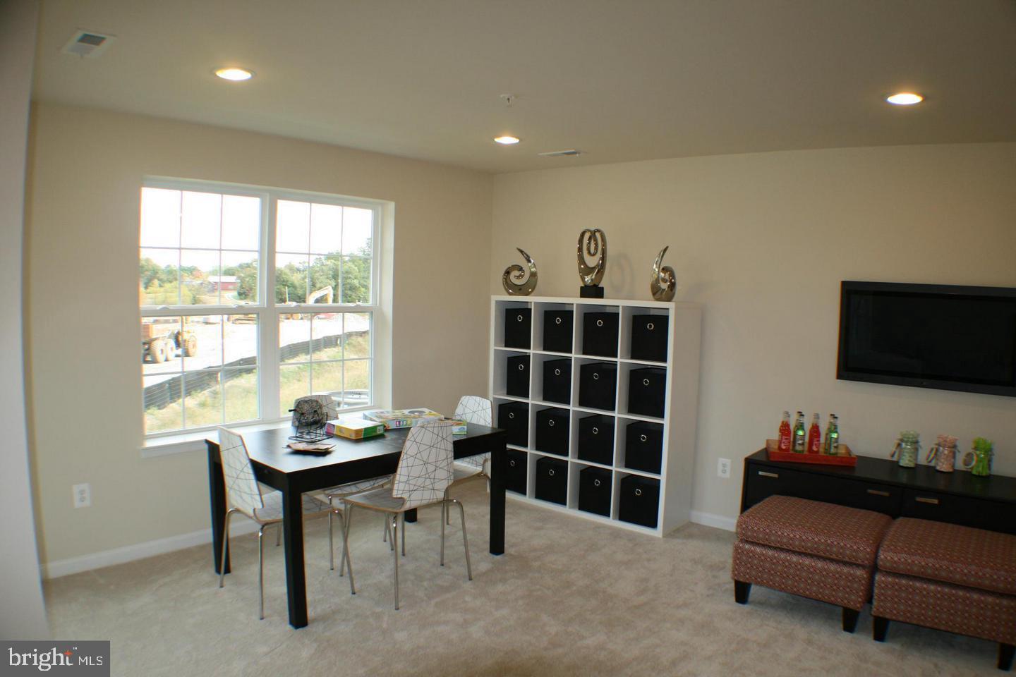 BOYERS RIDGE - Residential Lease