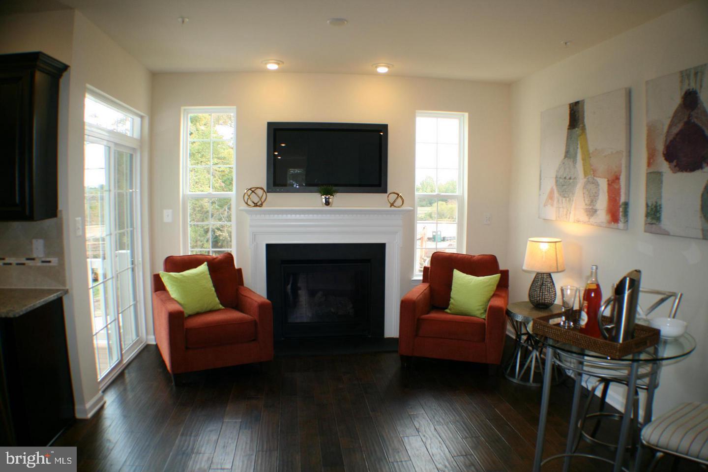 BOYERS RIDGE - Residential Lease