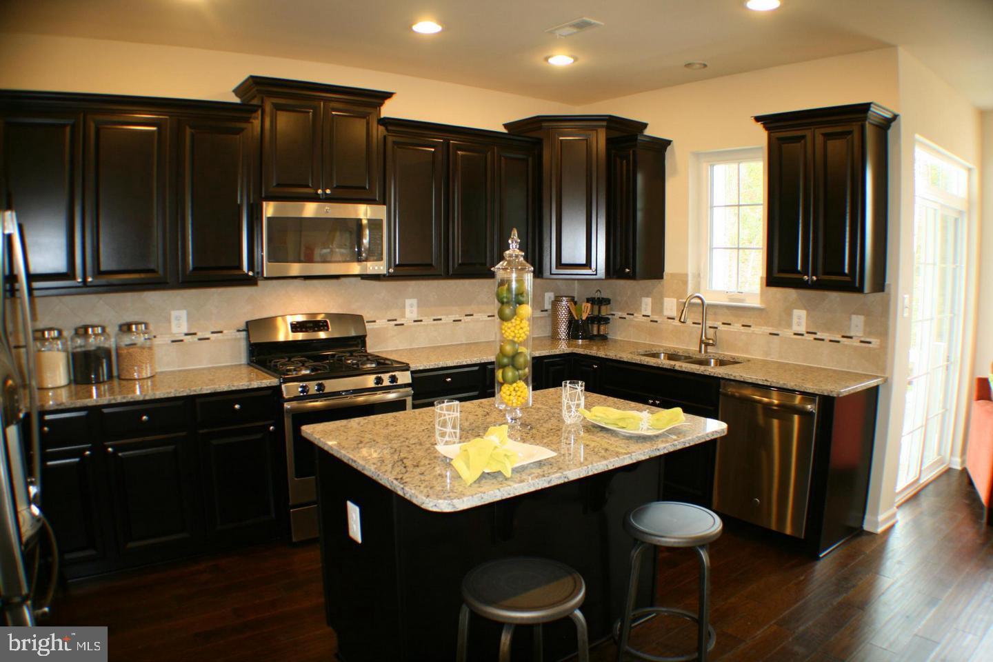 BOYERS RIDGE - Residential Lease