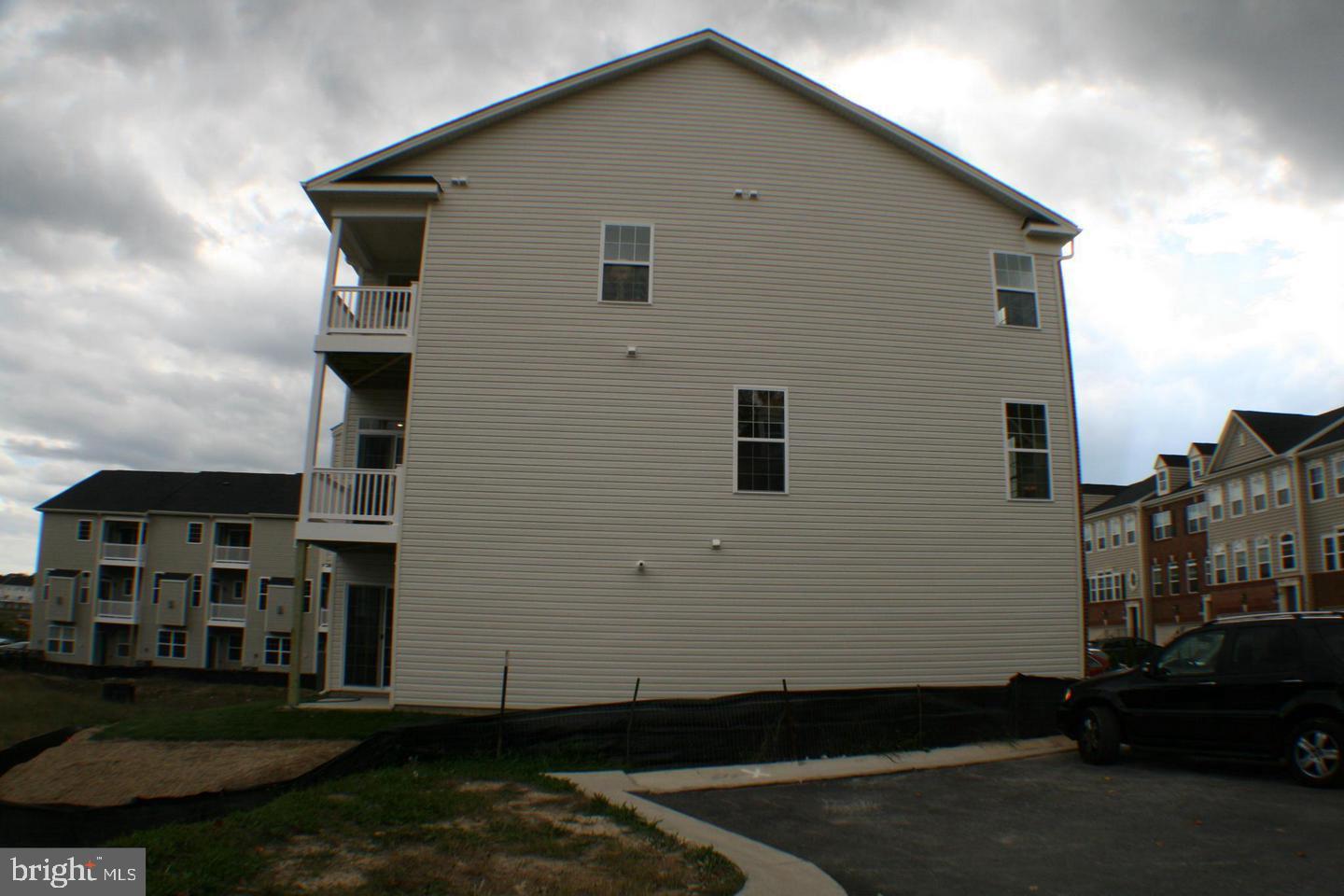 BOYERS RIDGE - Residential Lease