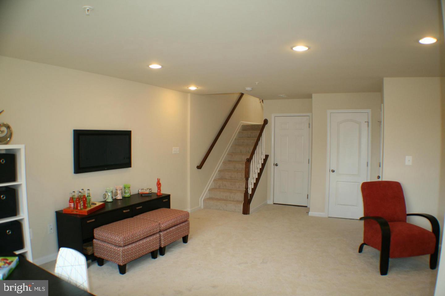 BOYERS RIDGE - Residential Lease