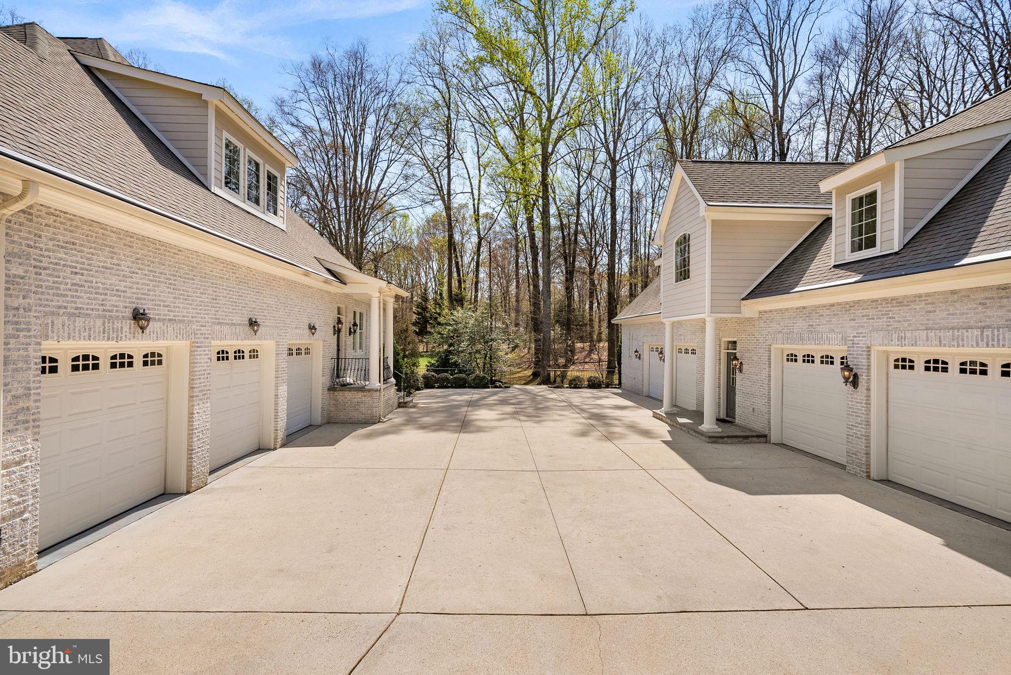 REDLAC FOREST - Residential