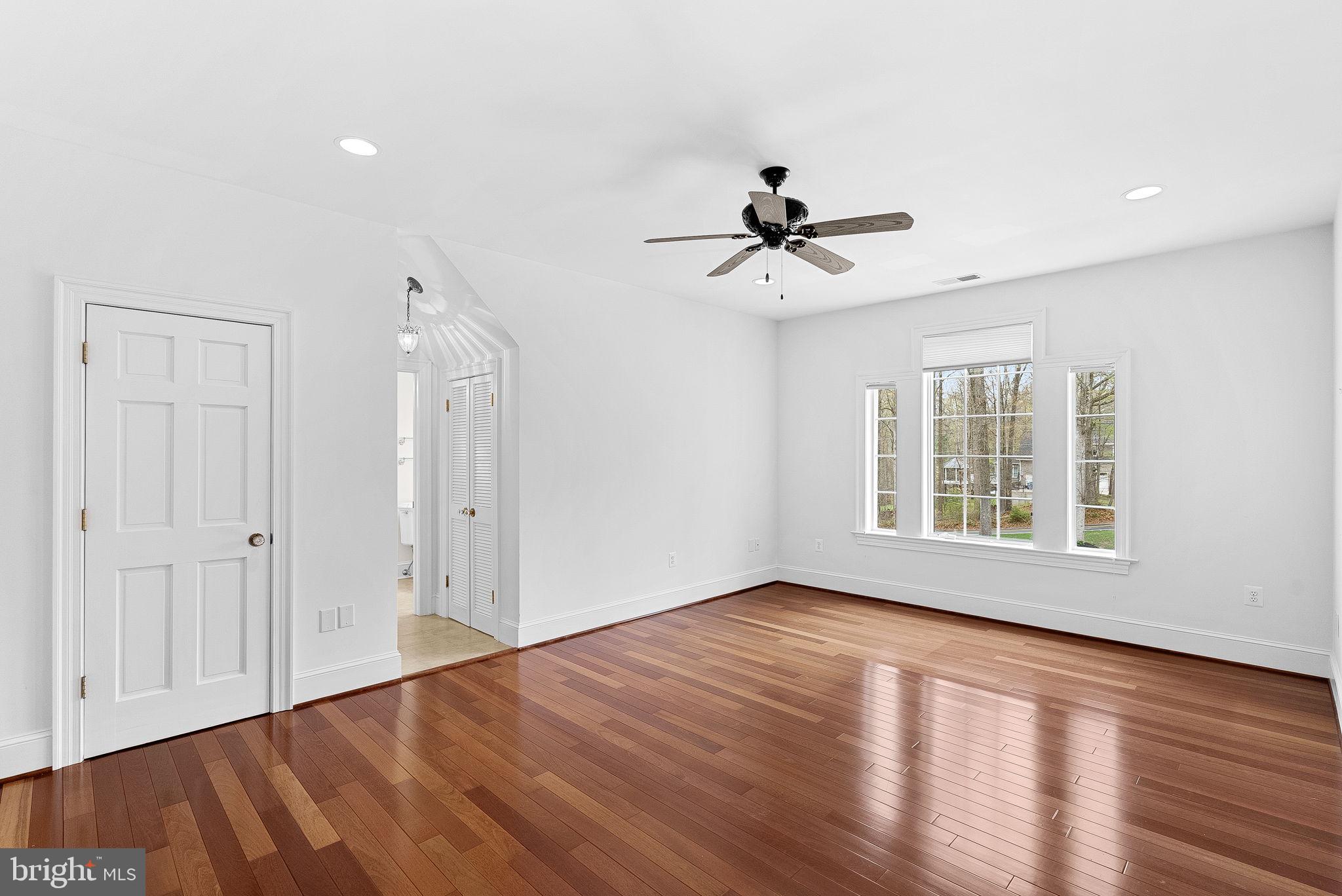 REDLAC FOREST - Residential