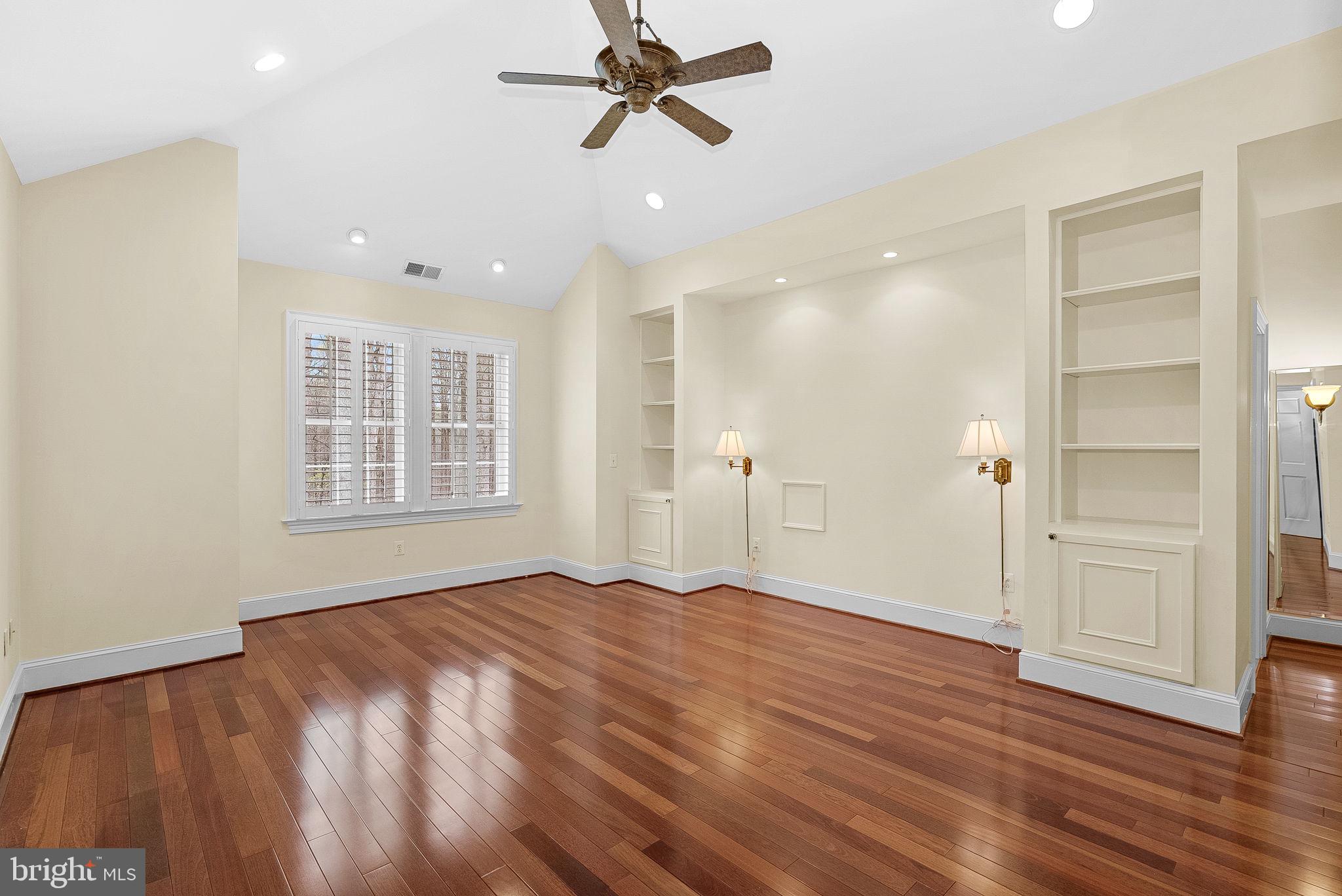 REDLAC FOREST - Residential