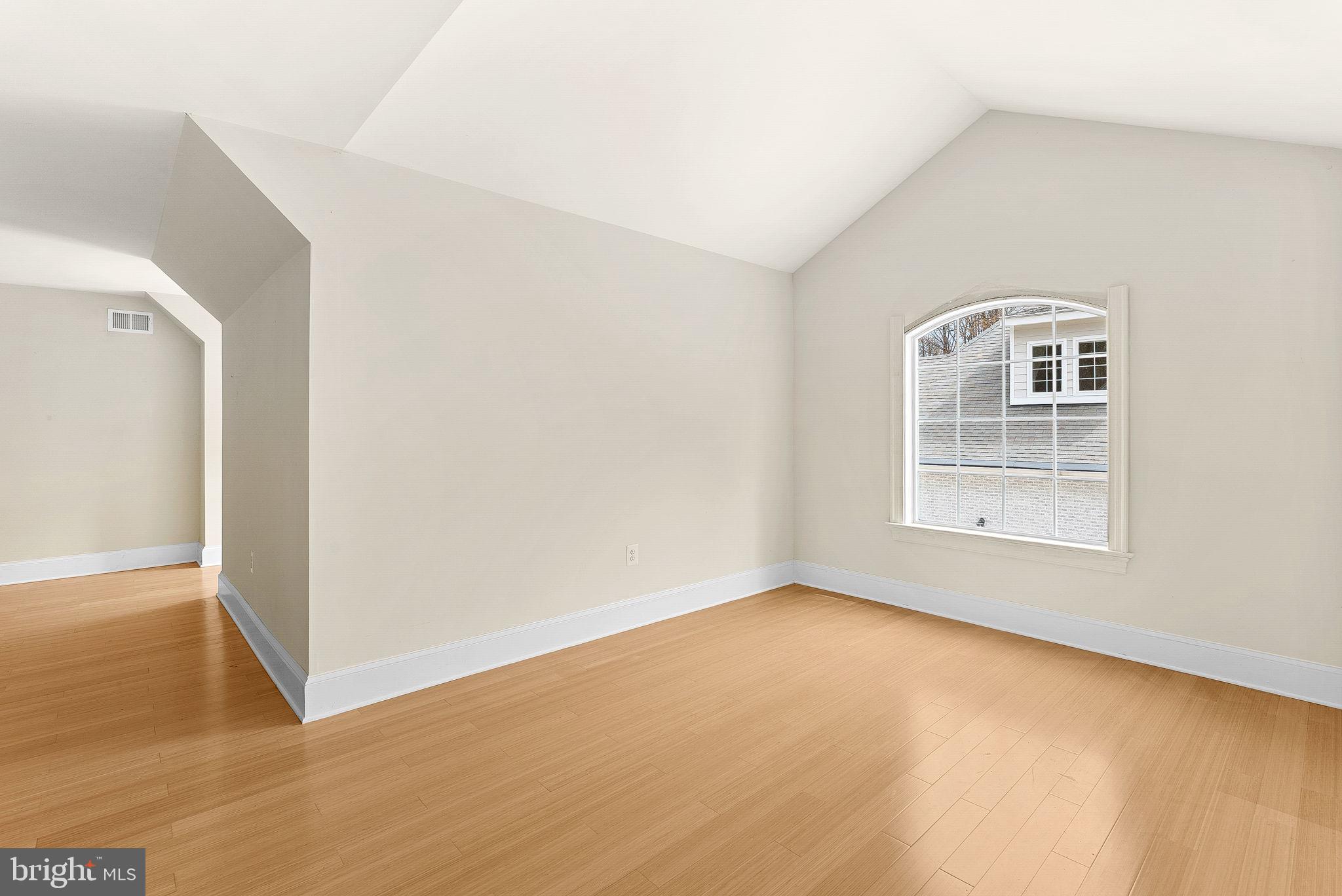 REDLAC FOREST - Residential