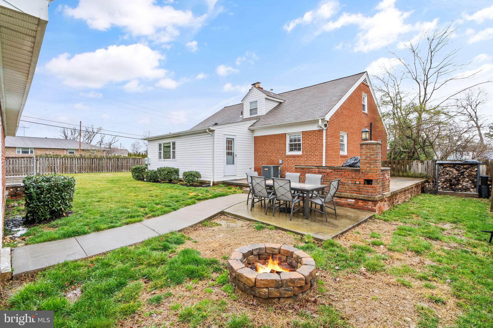 BEACON VILLAGE - Residential