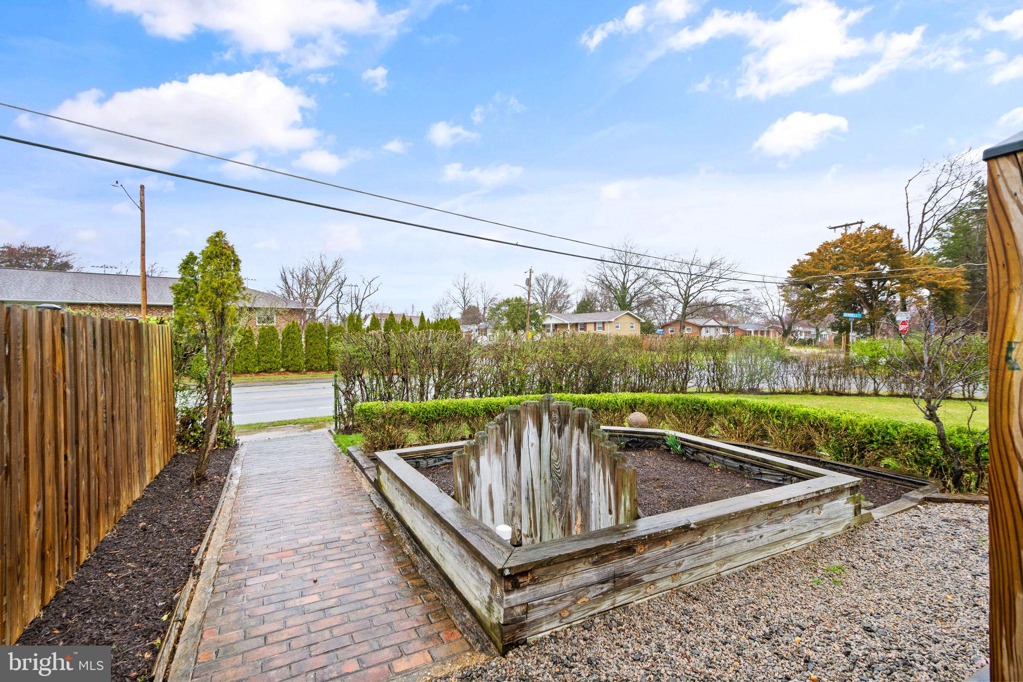 BEACON VILLAGE - Residential