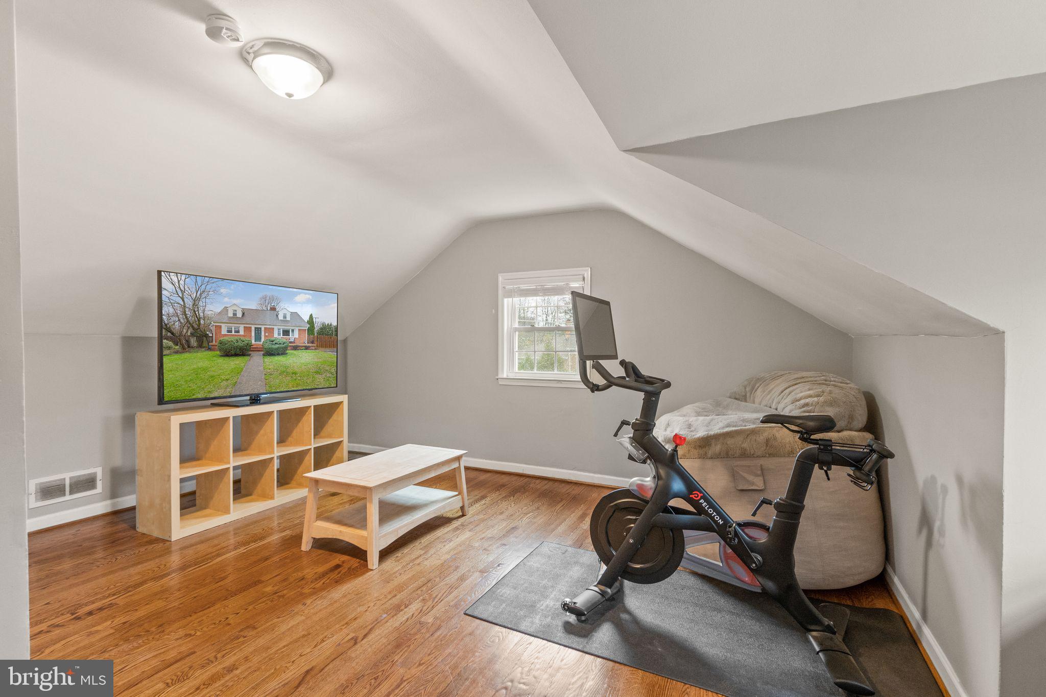 BEACON VILLAGE - Residential