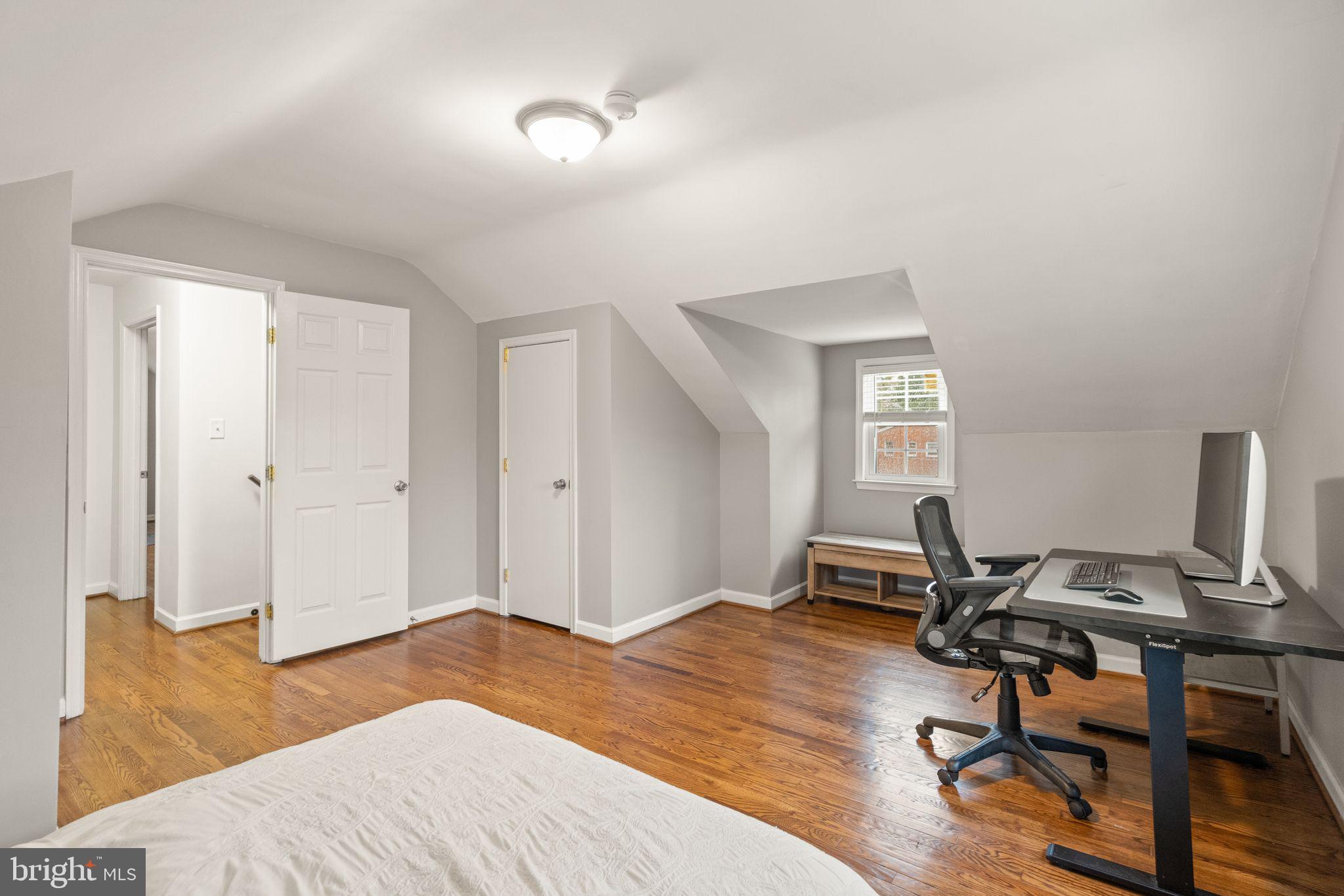 BEACON VILLAGE - Residential