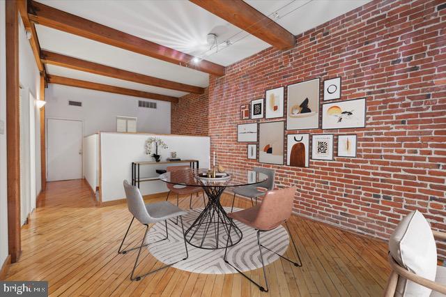 122 CHESTNUT STREET 24 502