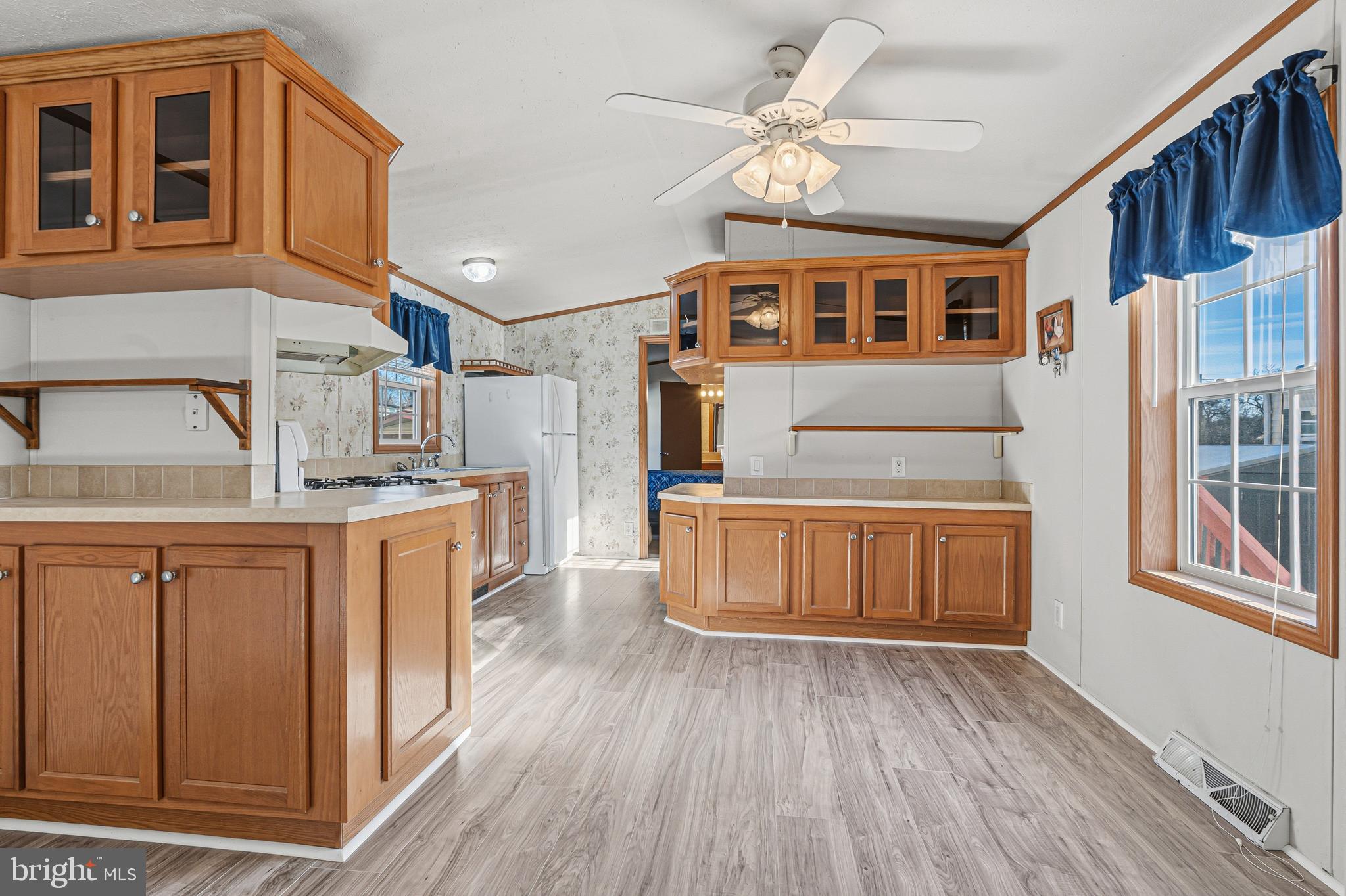 KEN LEE MOBILE HOME PARK - Residential