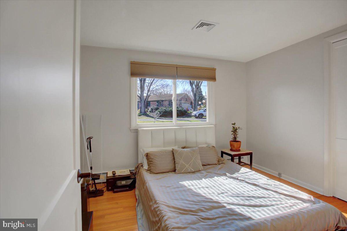 WINDING HILL HEIGHTS - Residential