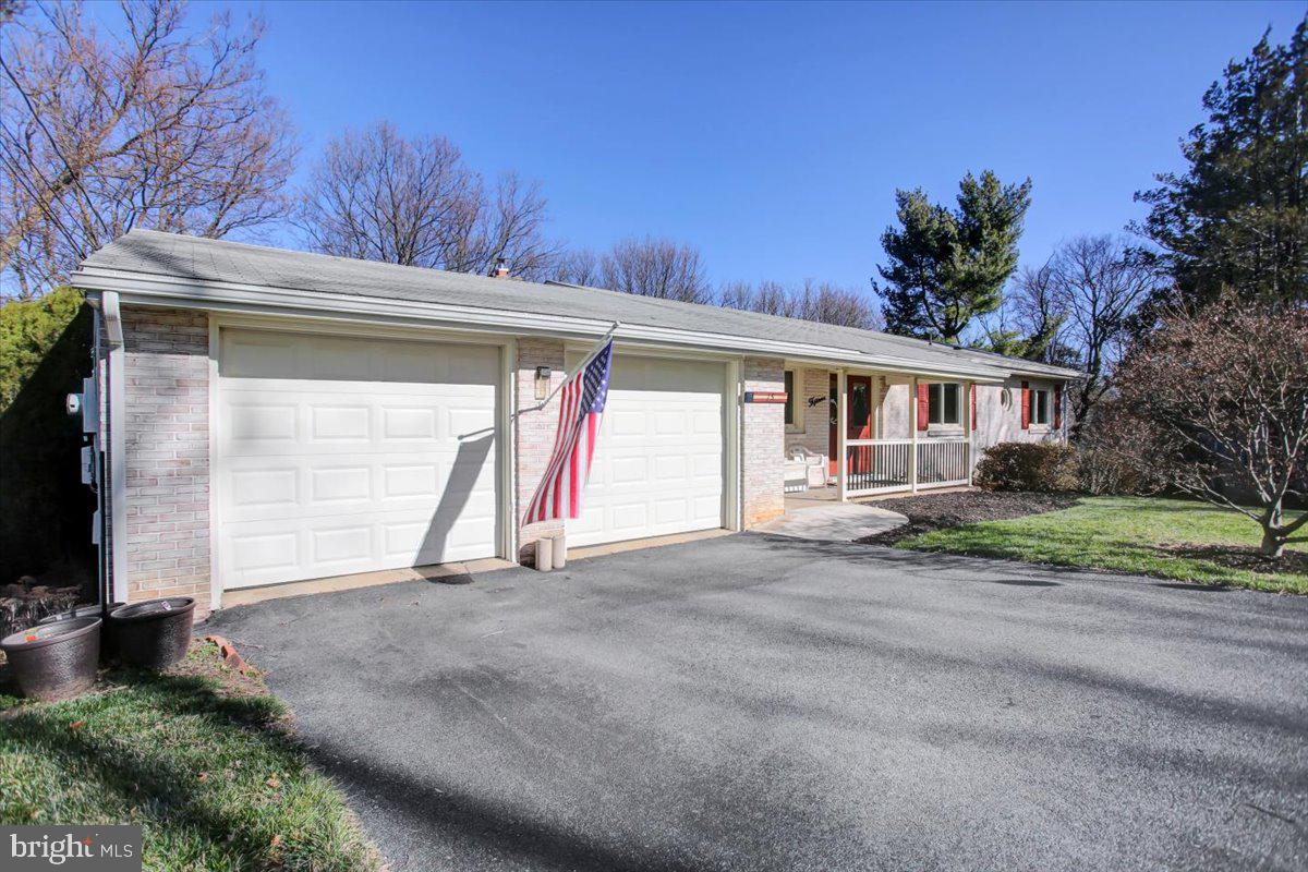 WINDING HILL HEIGHTS - Residential