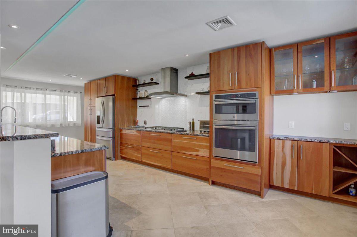 WINDING HILL HEIGHTS - Residential