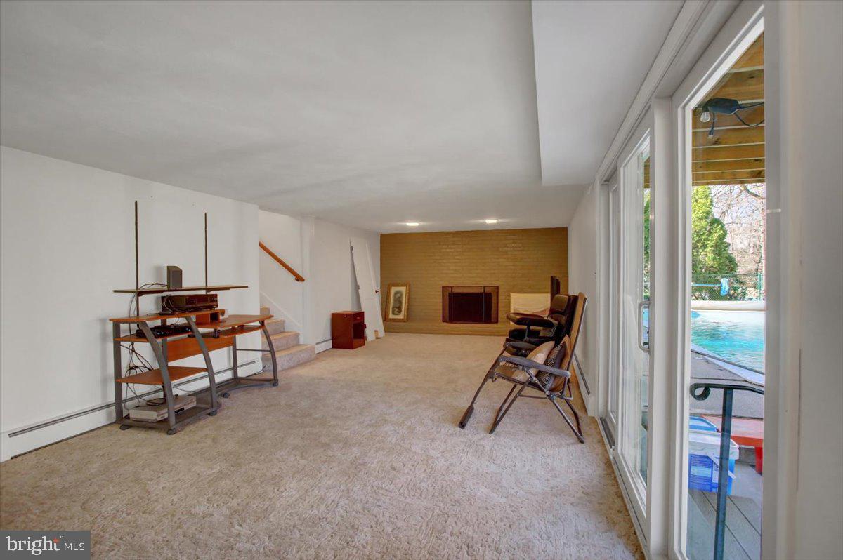 WINDING HILL HEIGHTS - Residential