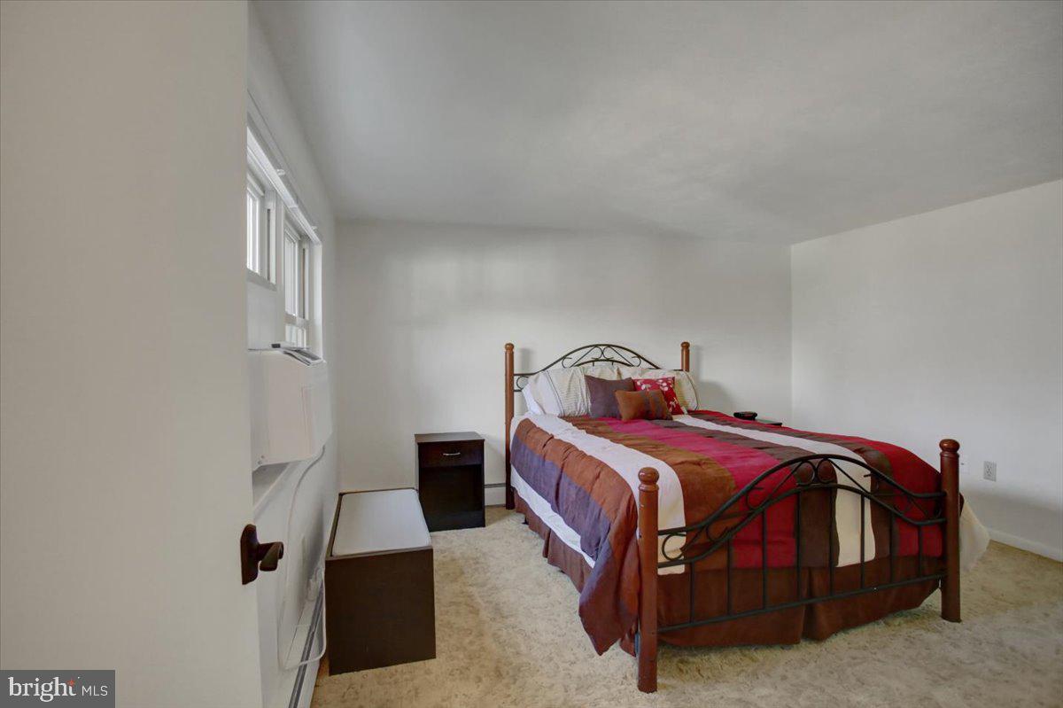 WINDING HILL HEIGHTS - Residential