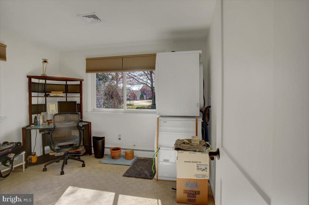 WINDING HILL HEIGHTS - Residential