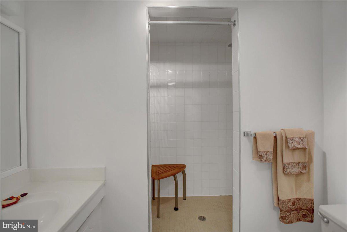 WINDING HILL HEIGHTS - Residential