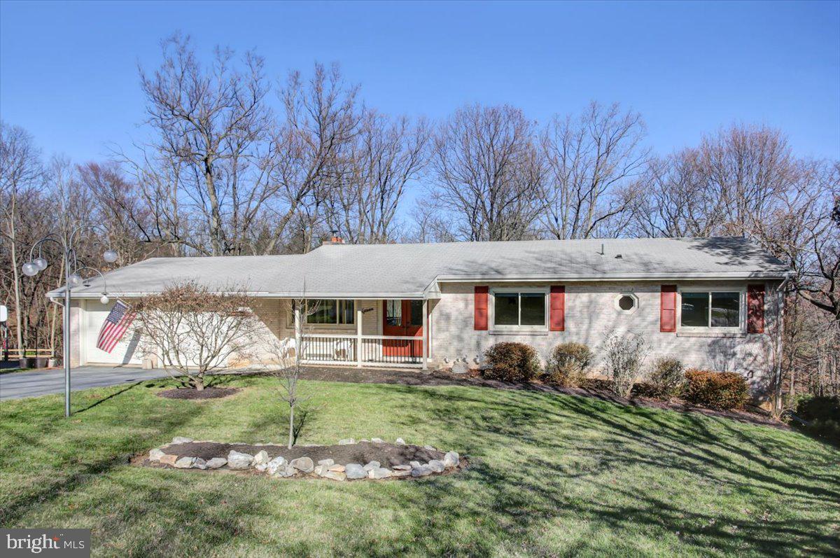 WINDING HILL HEIGHTS - Residential