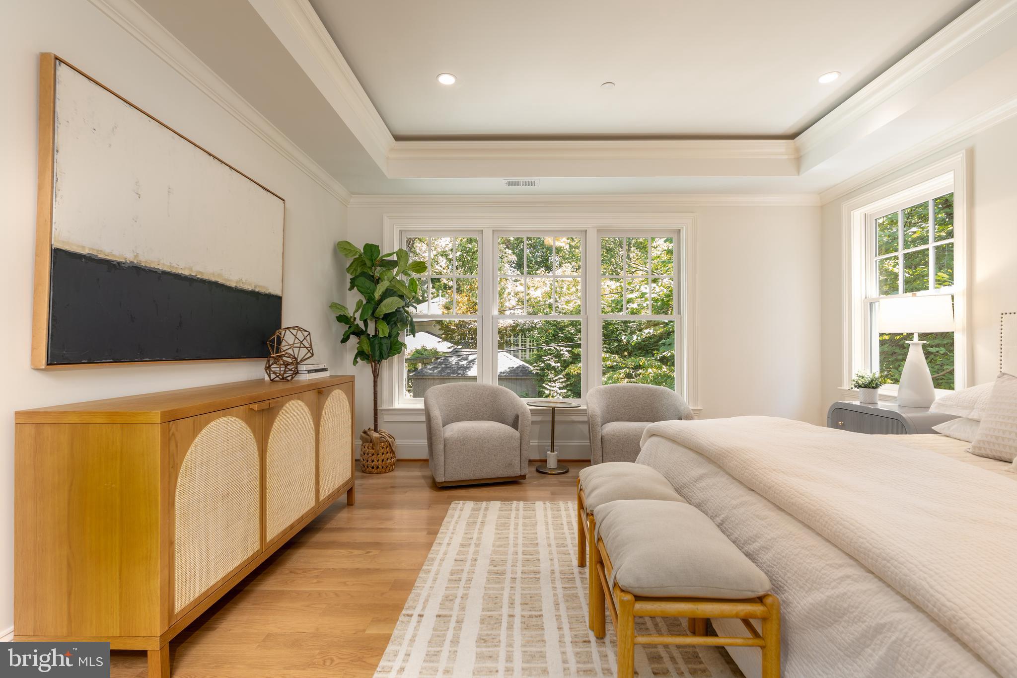 CHEVY CHASE VILLAGE - Residential