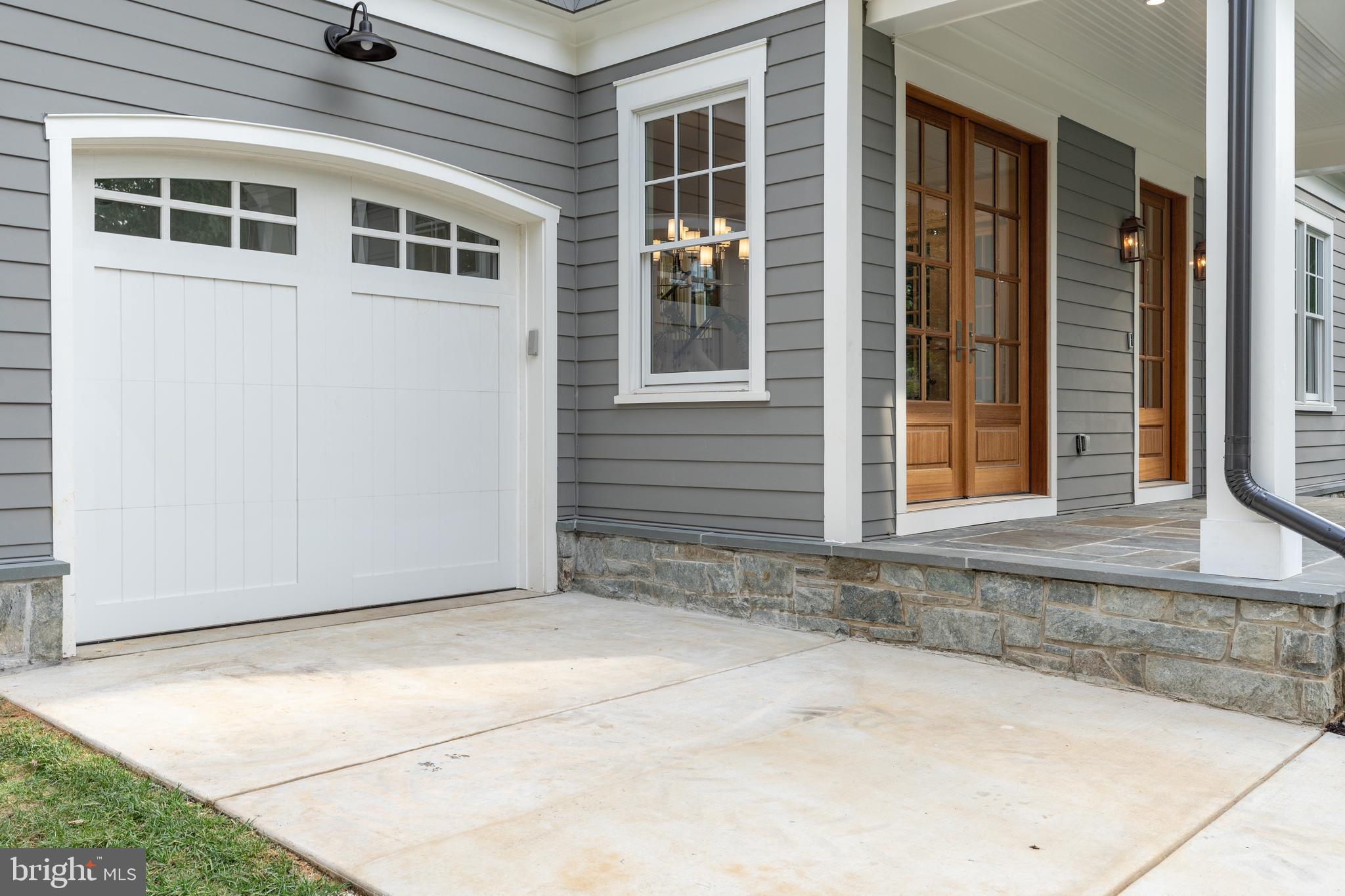 CHEVY CHASE VILLAGE - Residential