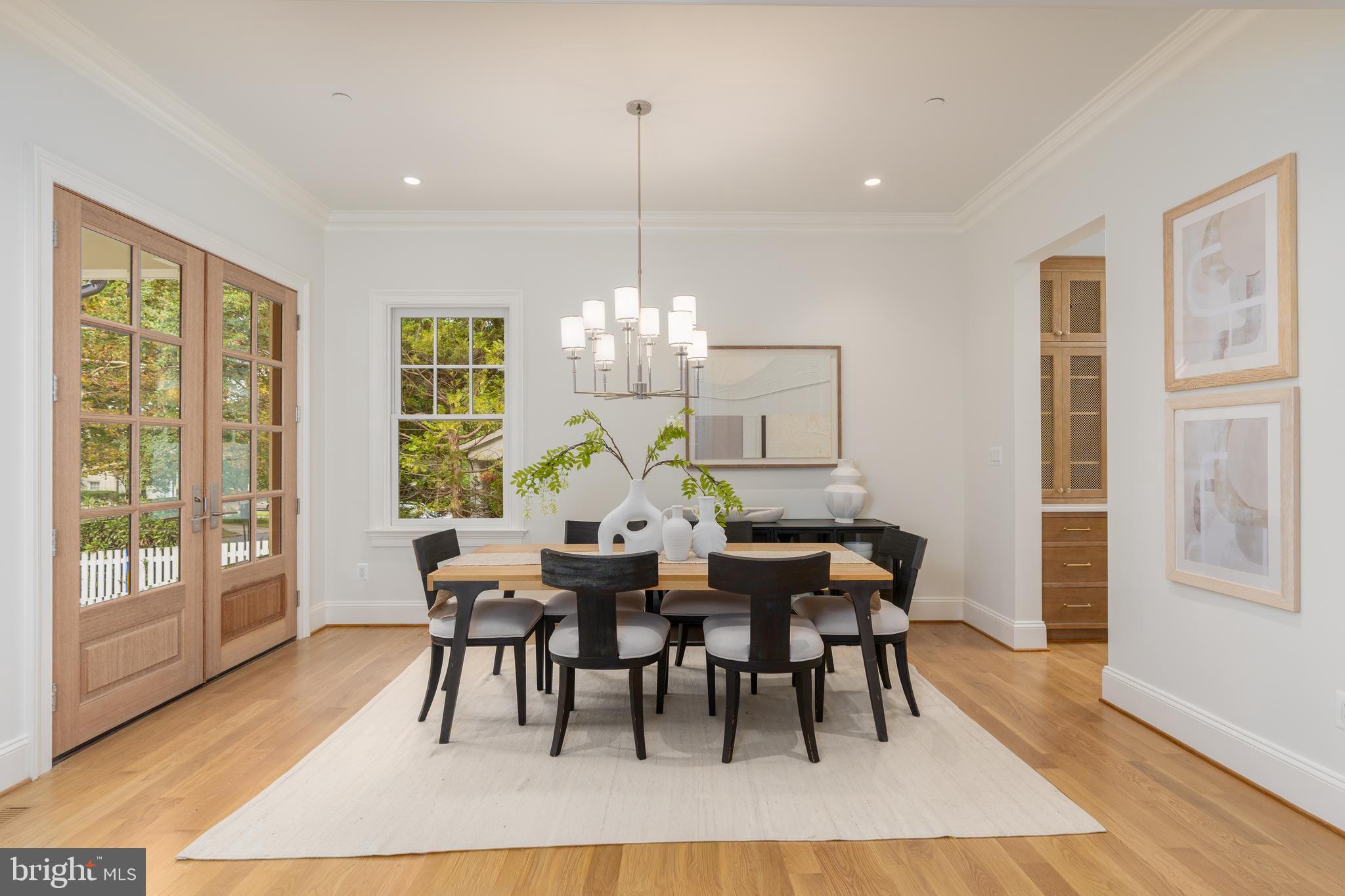 CHEVY CHASE VILLAGE - Residential