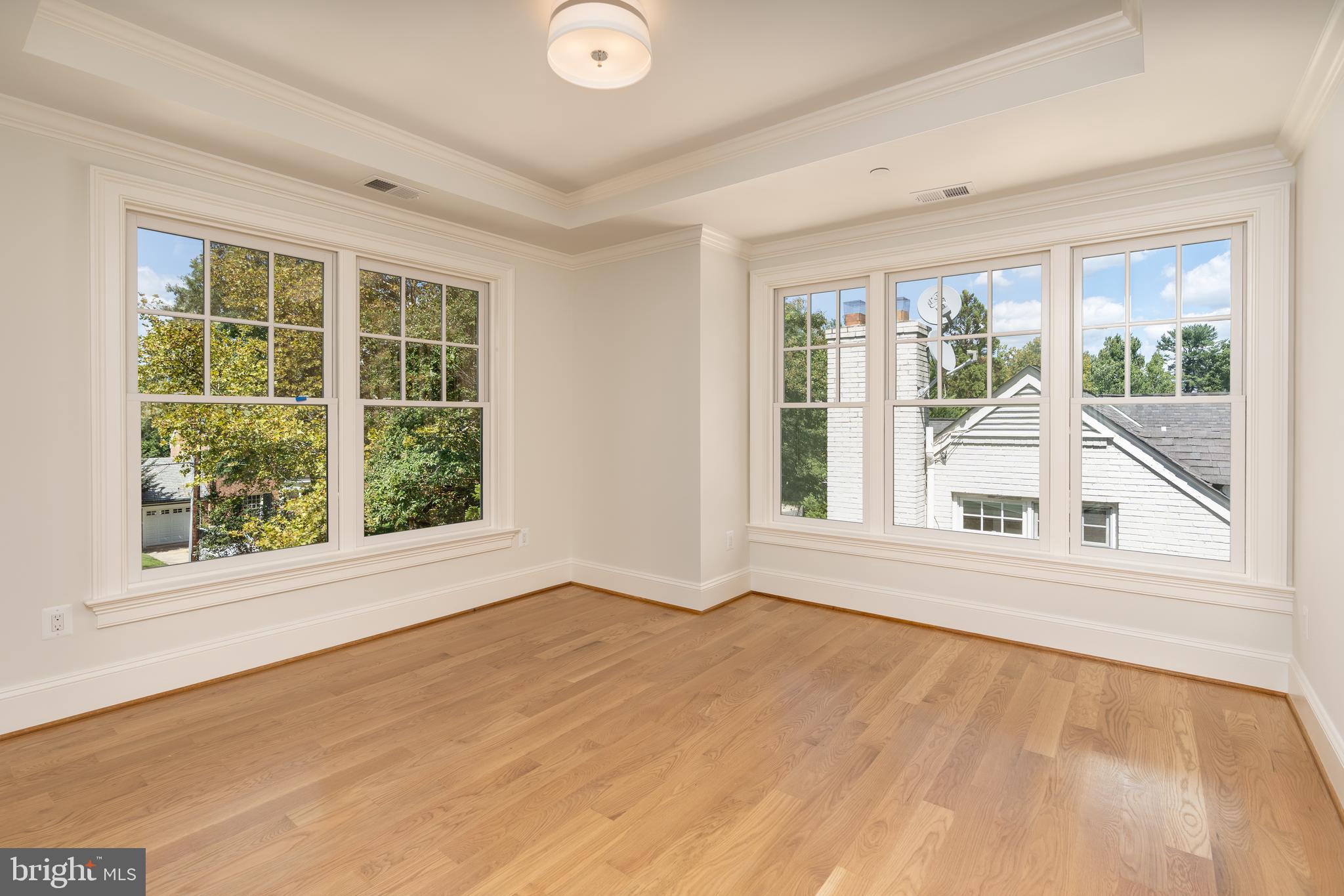 CHEVY CHASE VILLAGE - Residential