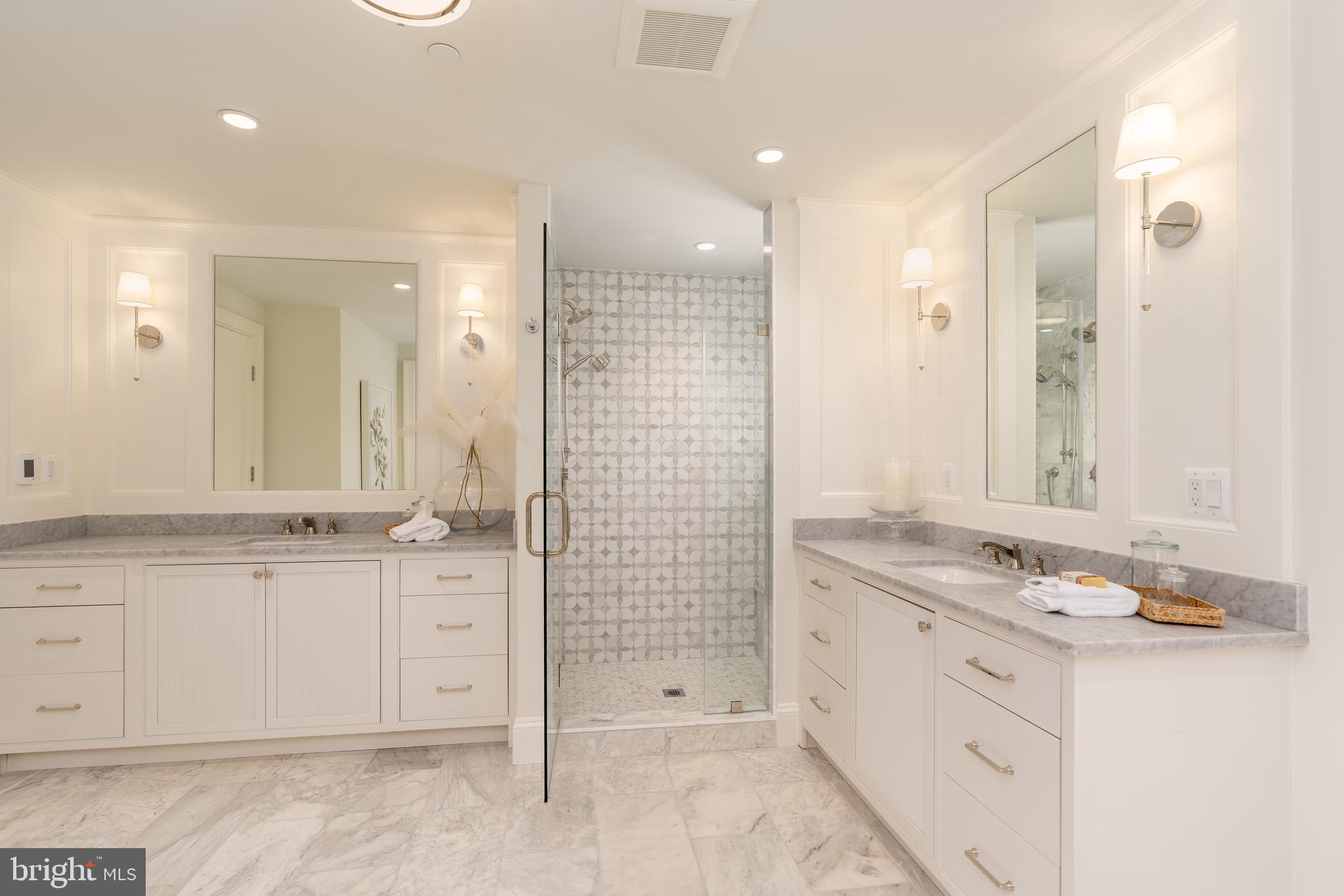 CHEVY CHASE VILLAGE - Residential