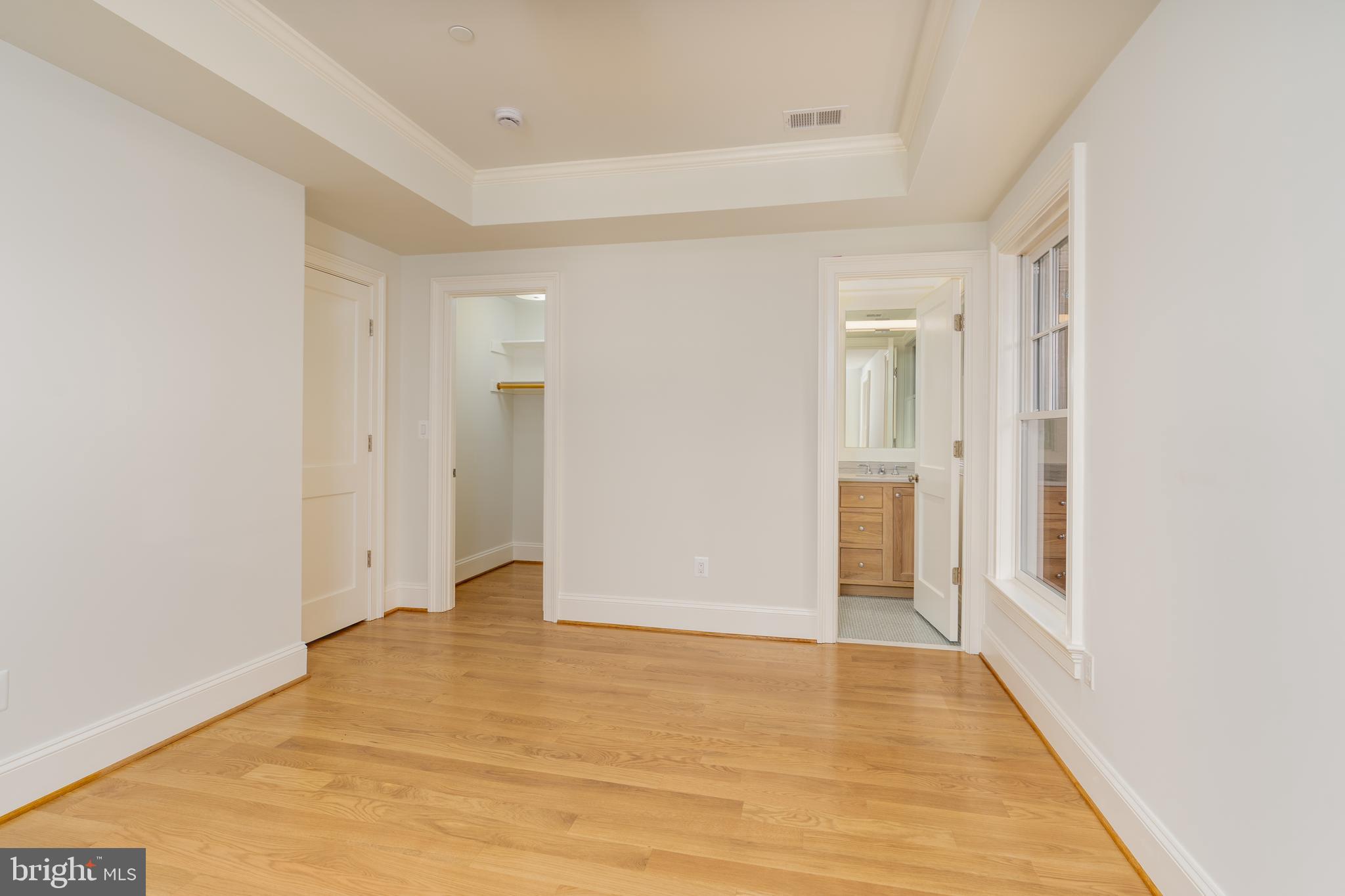 CHEVY CHASE VILLAGE - Residential