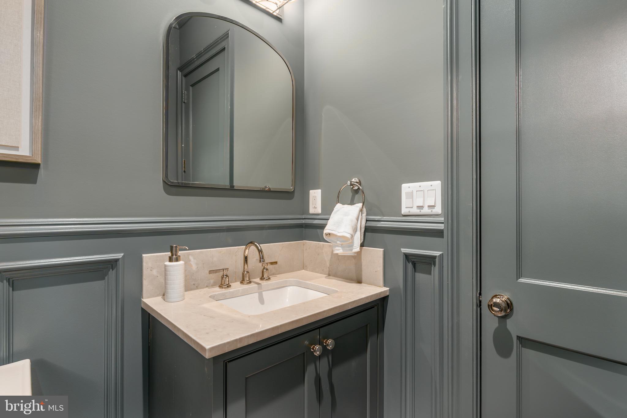 CHEVY CHASE VILLAGE - Residential