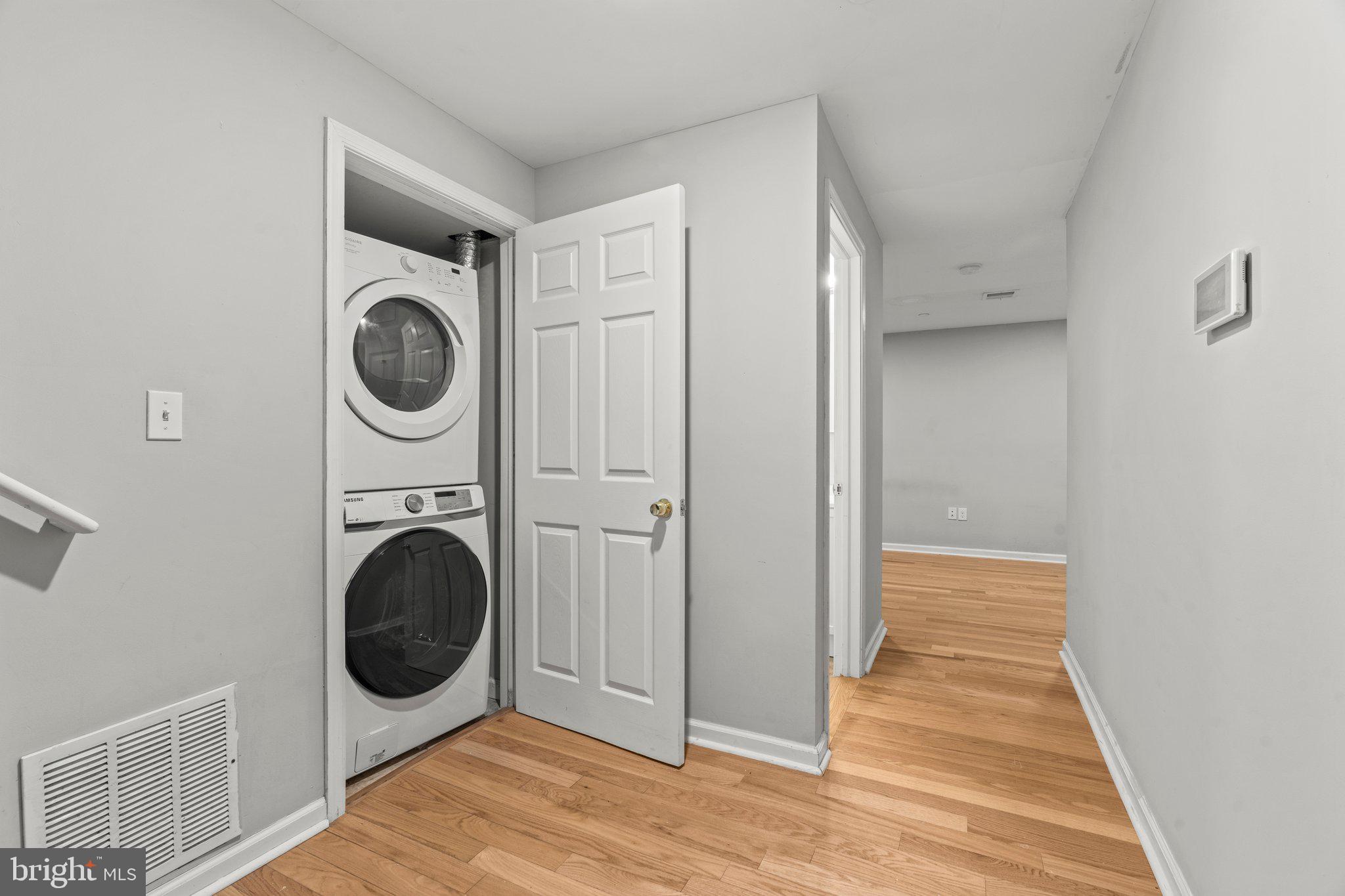 TEMPLE UNIVERSITY - Residential Lease