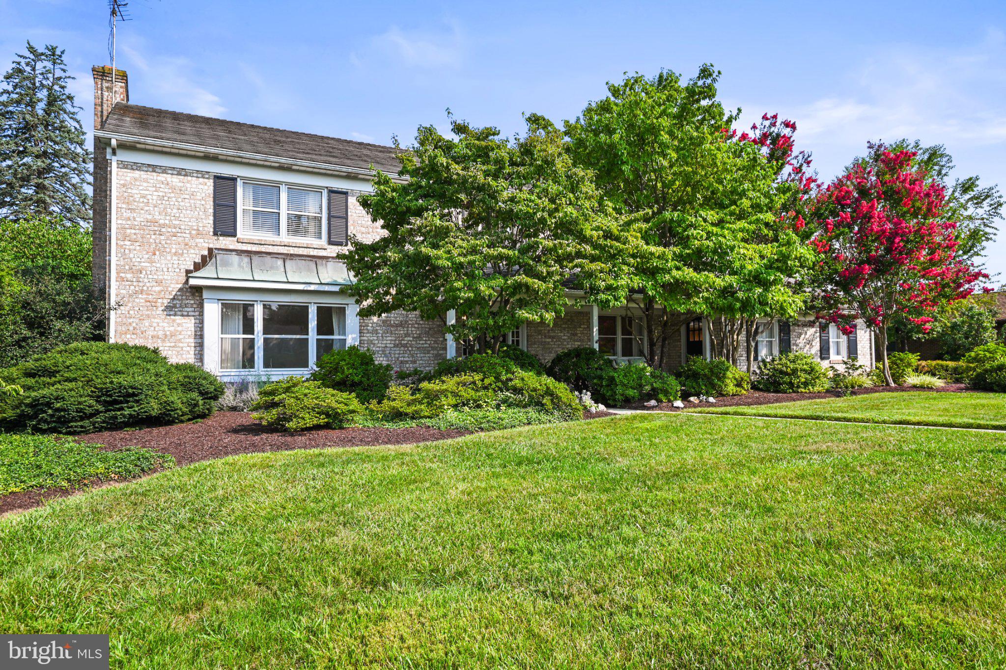 355 GLENWYN DRIVE