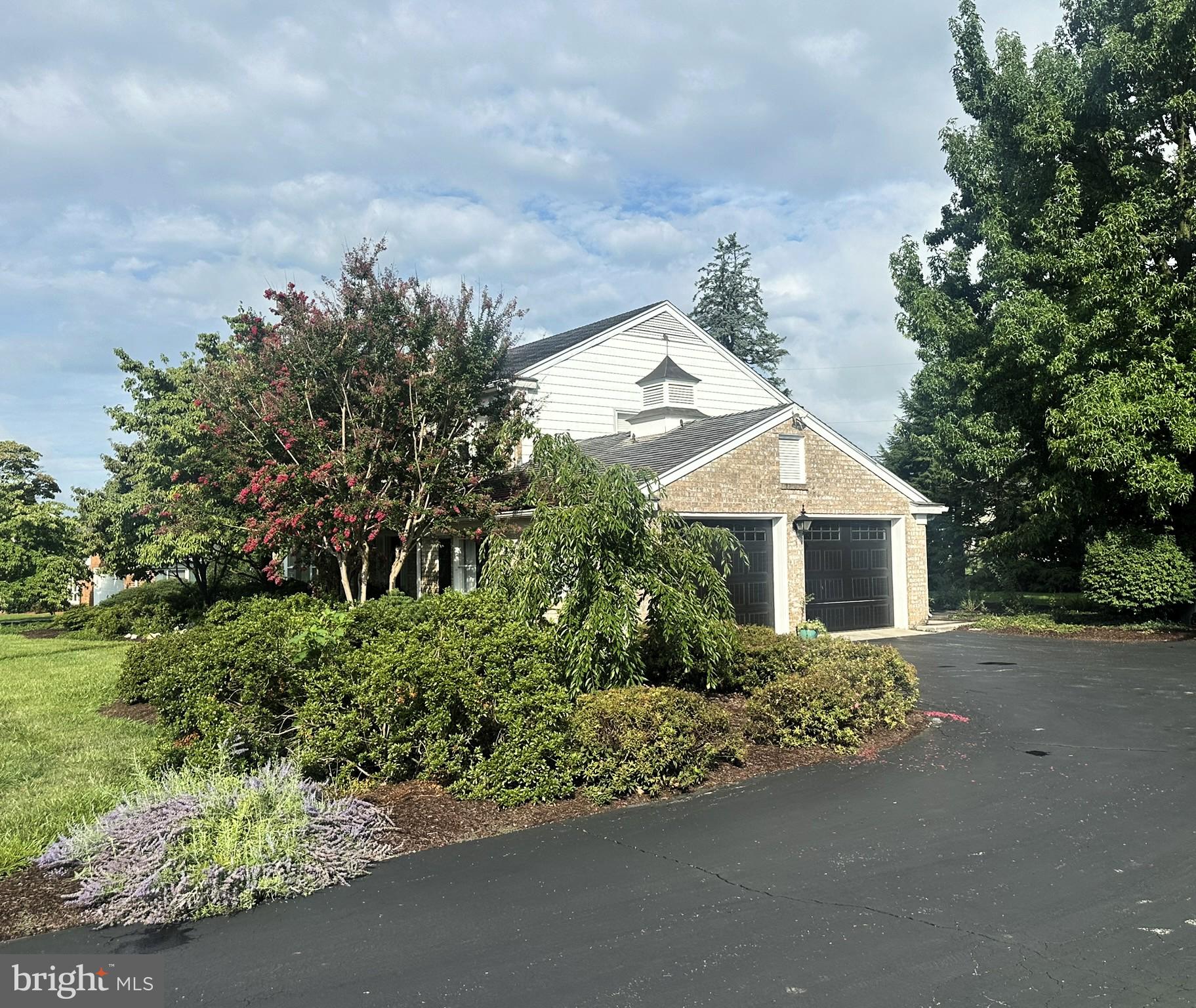 355 GLENWYN DRIVE