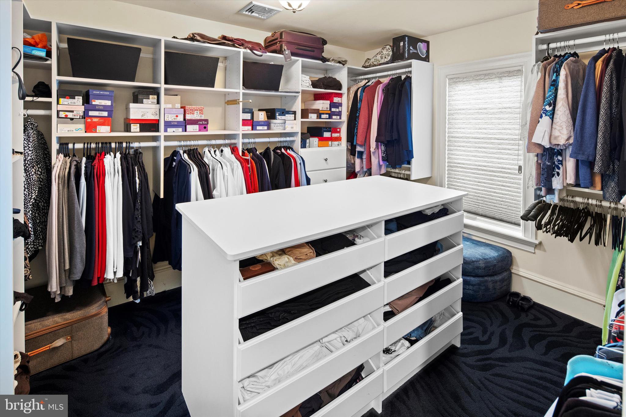 EVANS MEADOW - Residential