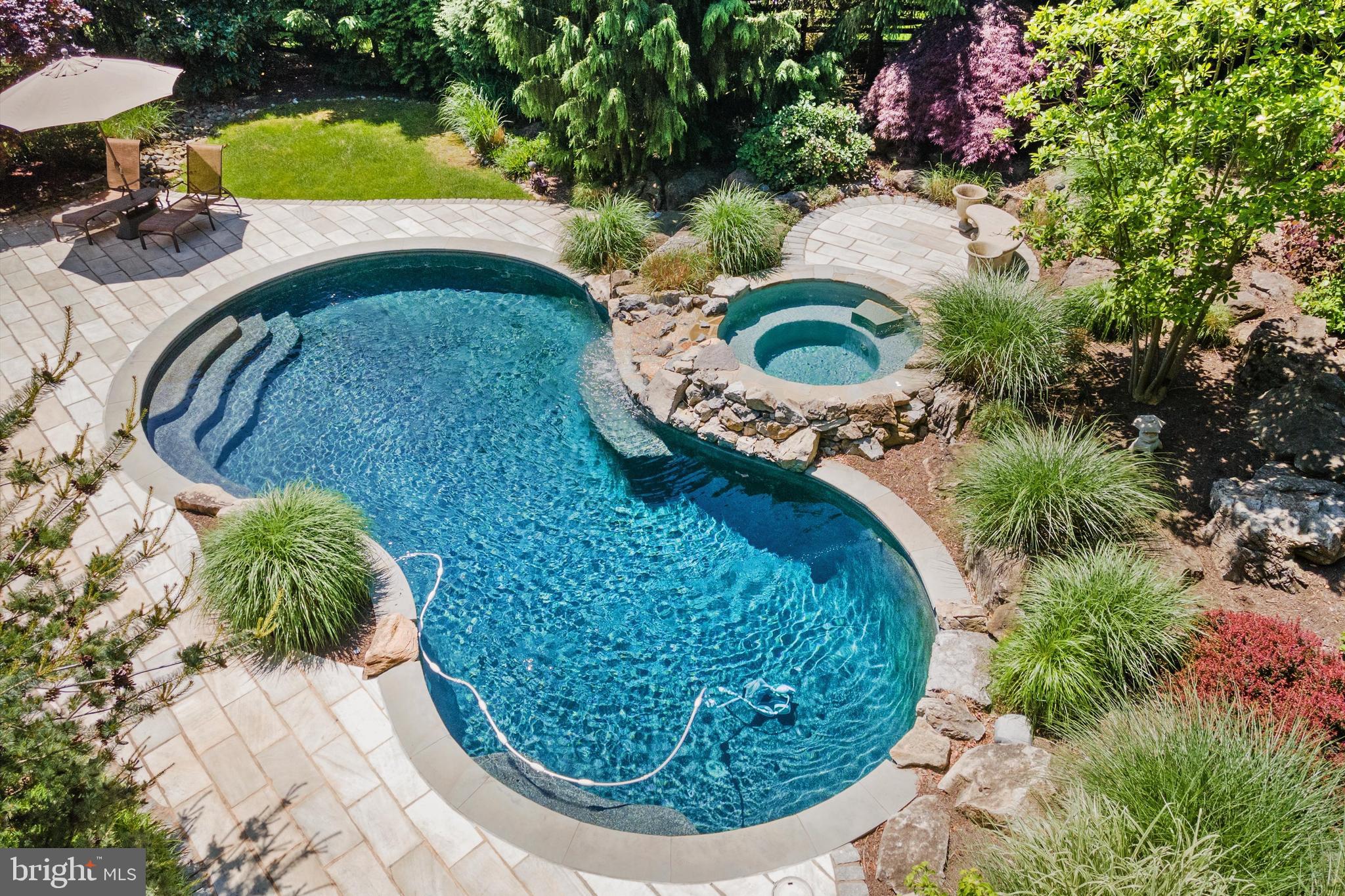 EVANS MEADOW - Residential