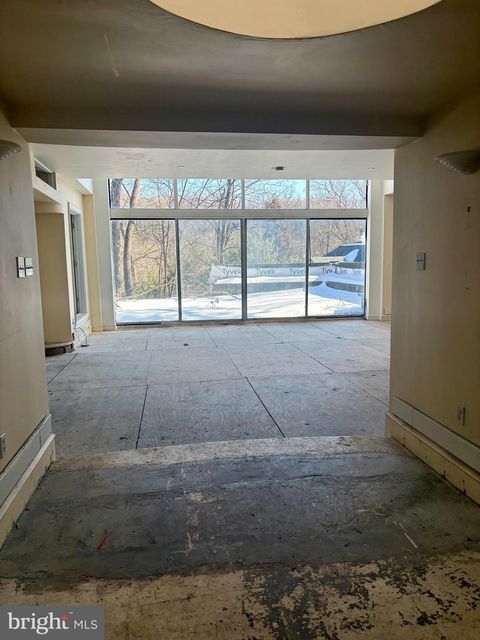 7615 SAINT MARTINS LANE PHILADELPHIA PA 19118