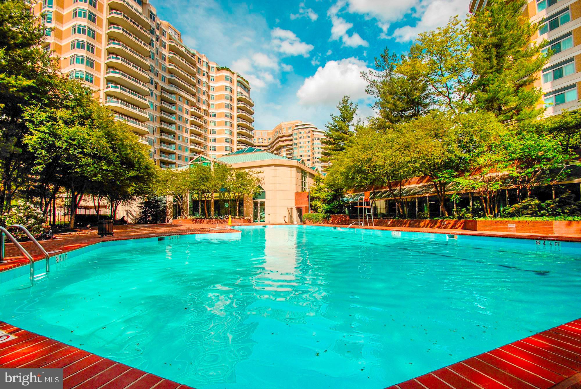 SOMERSET HOUSE - Residential