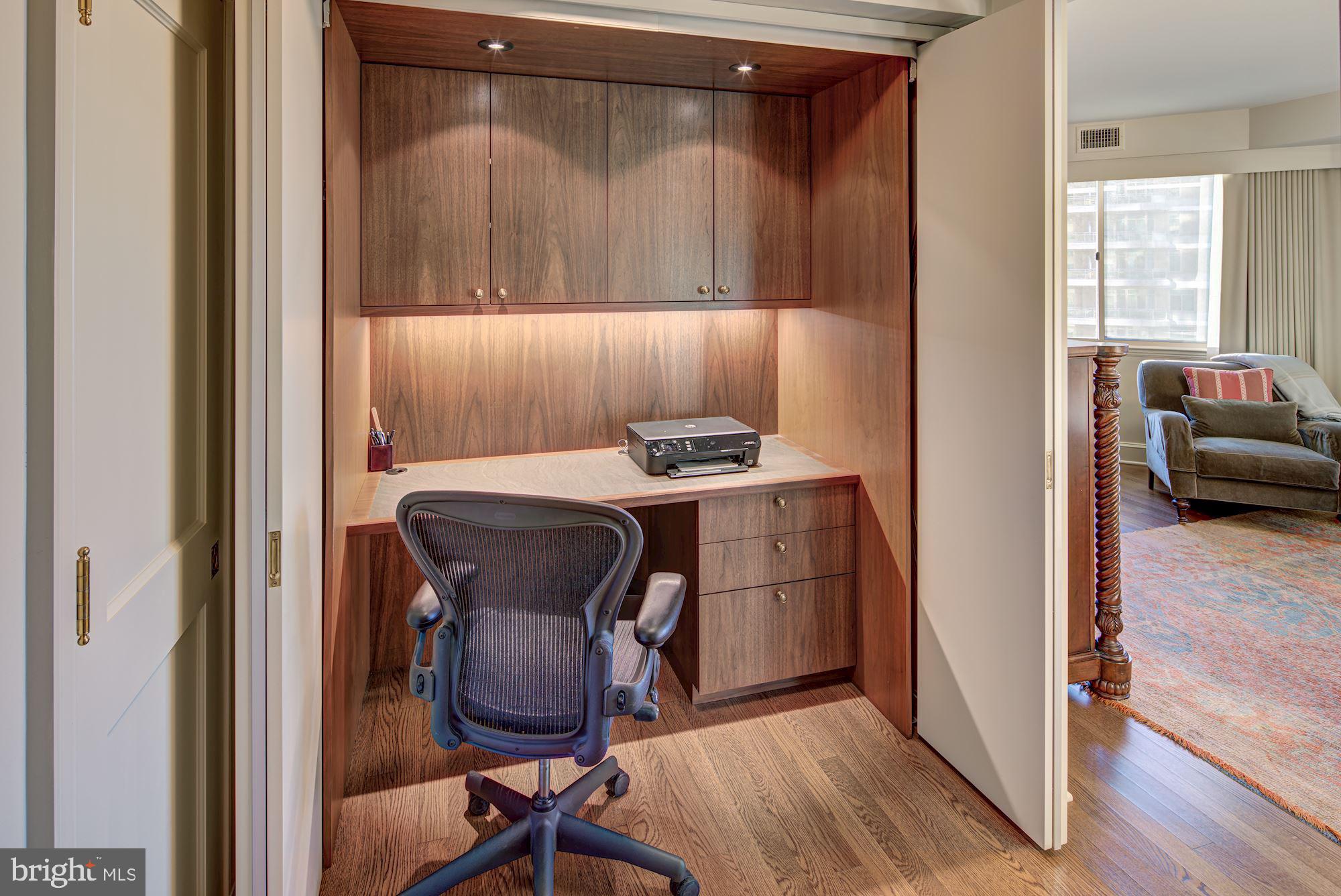 SOMERSET HOUSE - Residential