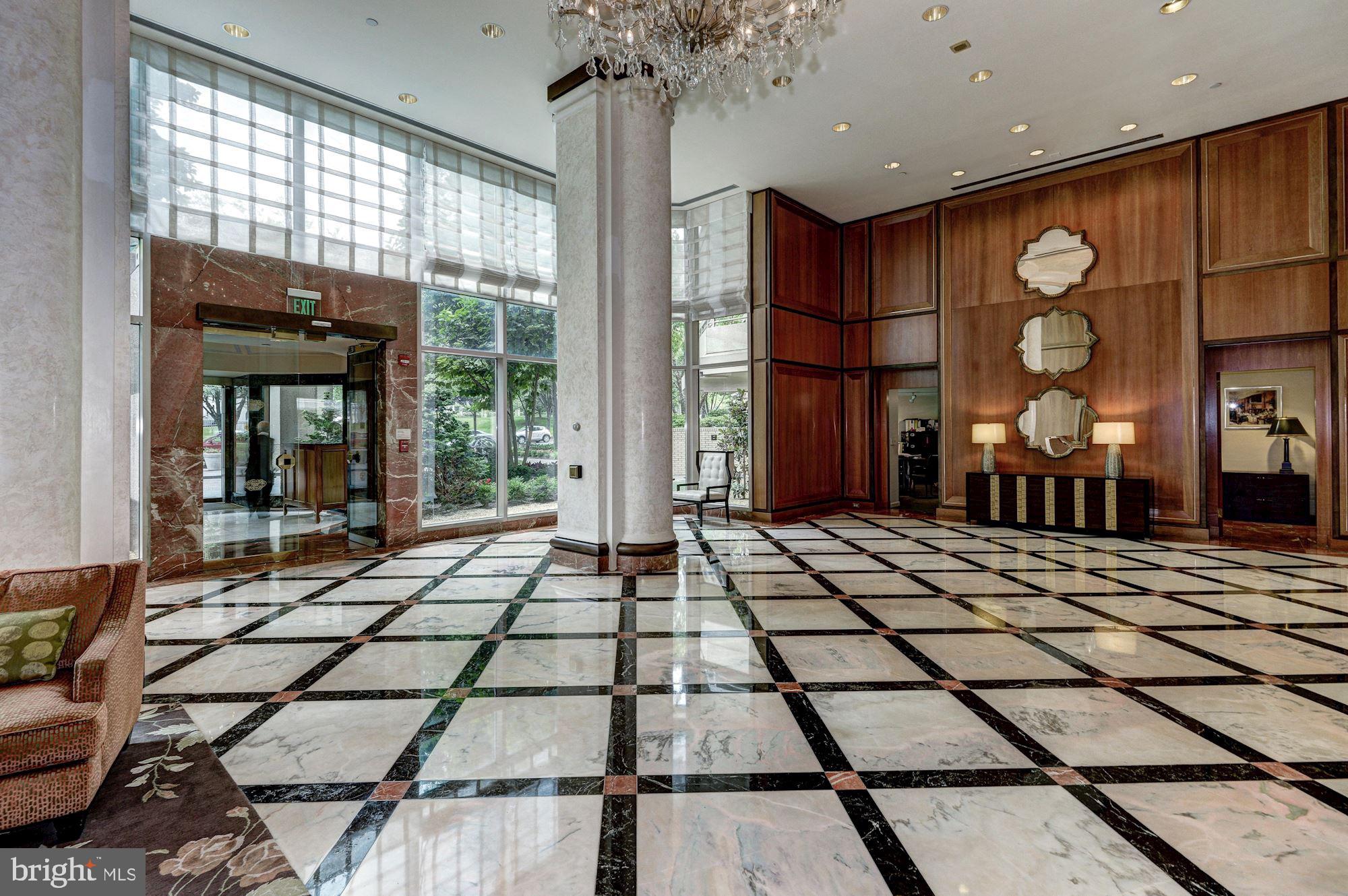 SOMERSET HOUSE - Residential