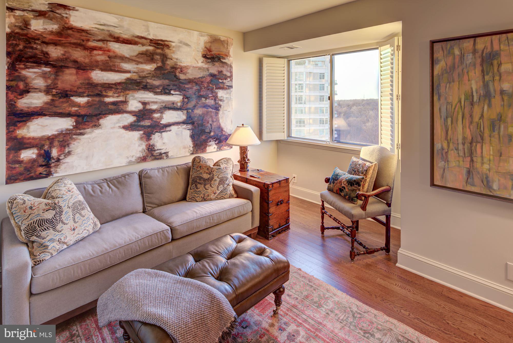 SOMERSET HOUSE - Residential