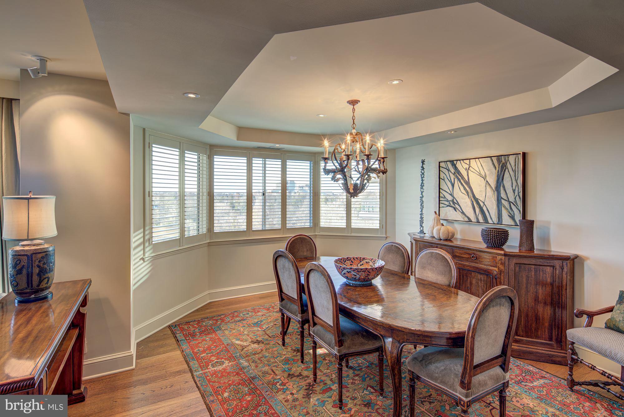 SOMERSET HOUSE - Residential