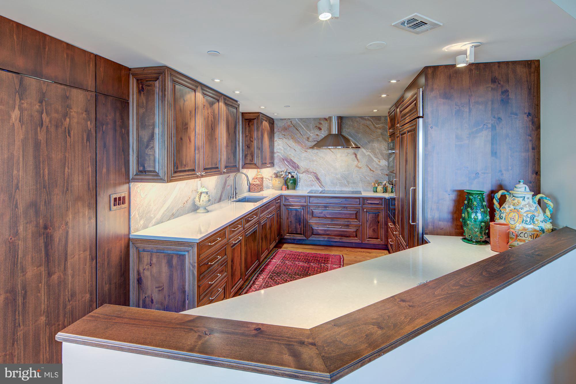 SOMERSET HOUSE - Residential