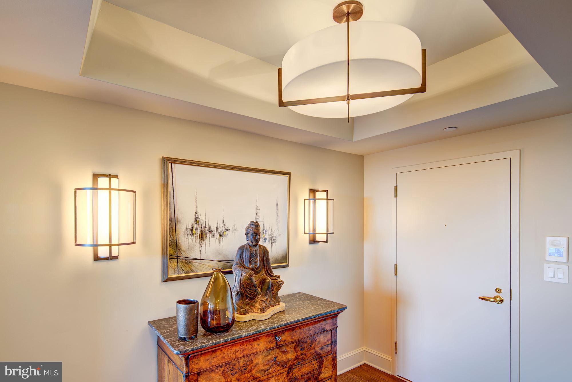 SOMERSET HOUSE - Residential