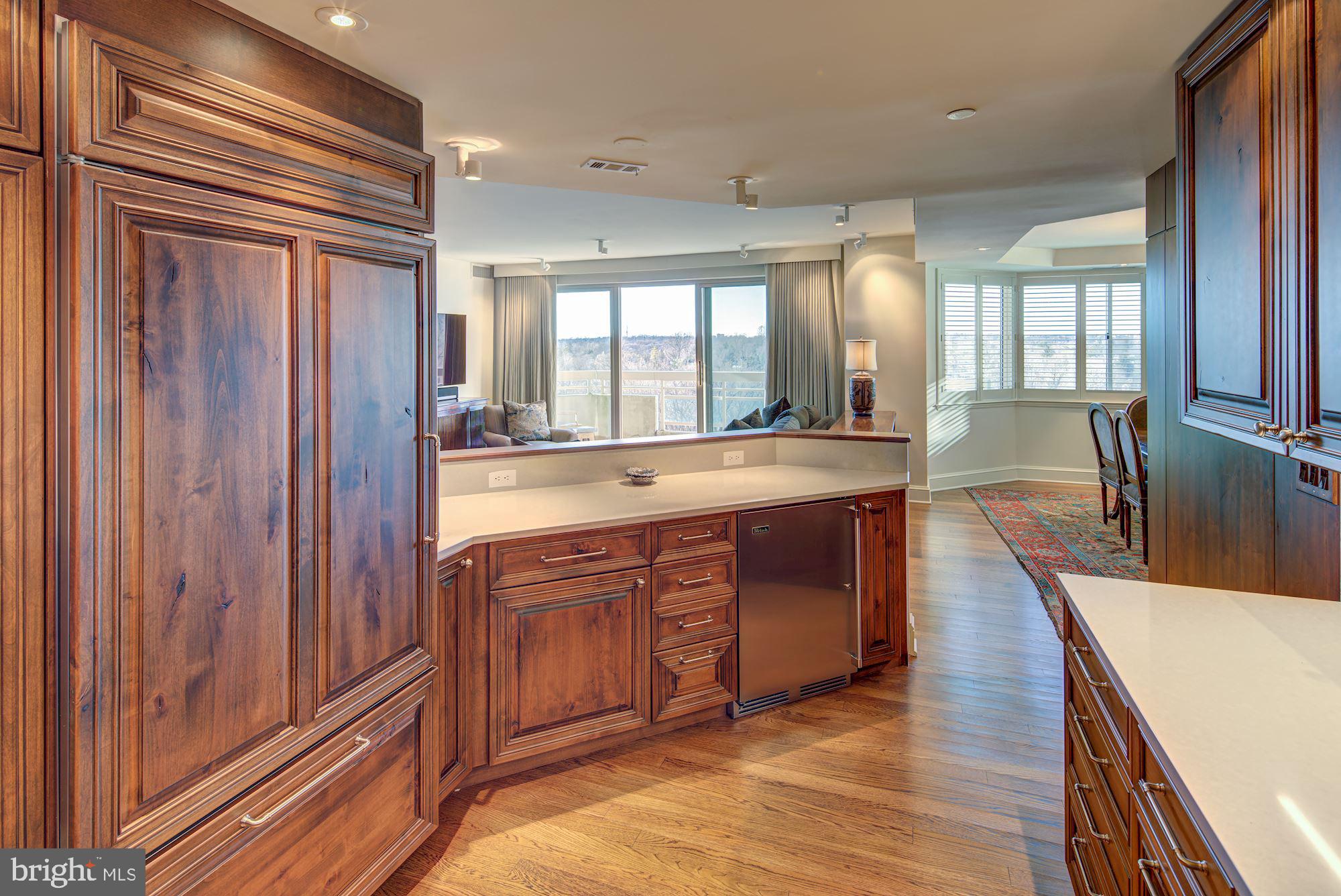 SOMERSET HOUSE - Residential