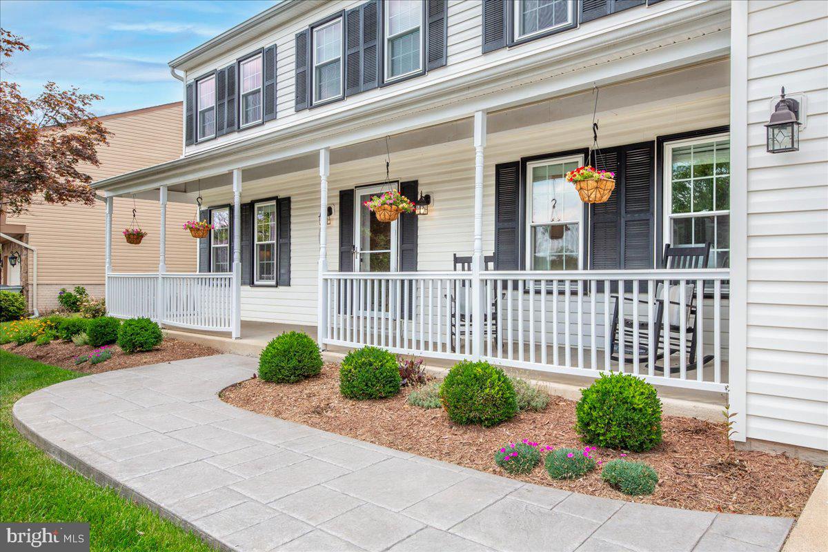 5510 BUGGY WHIP DRIVE