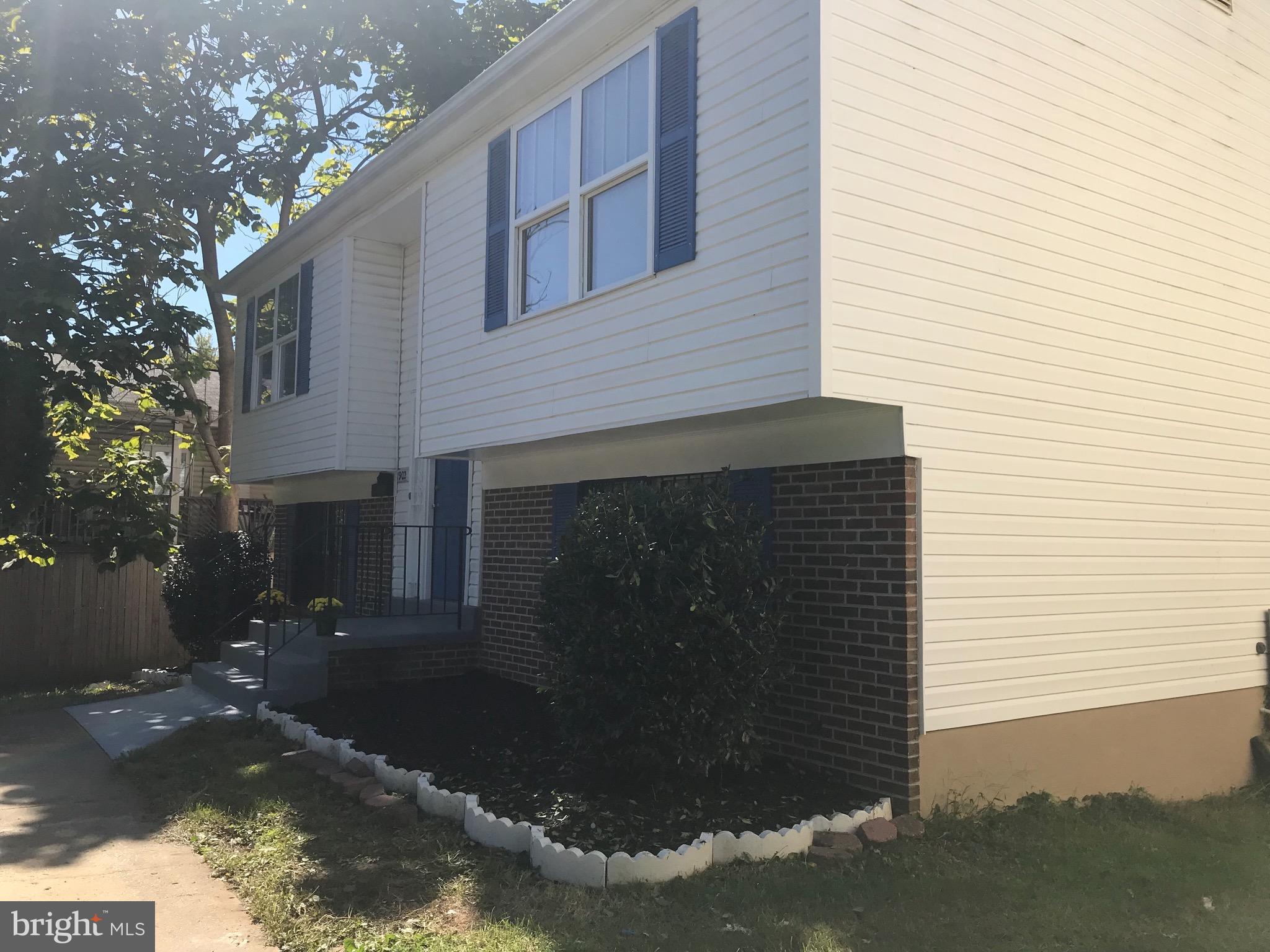 COLUMBIA PARK - Residential